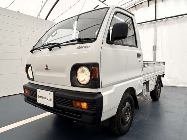 1992 MITSUBISHI MINICAB TRUCK