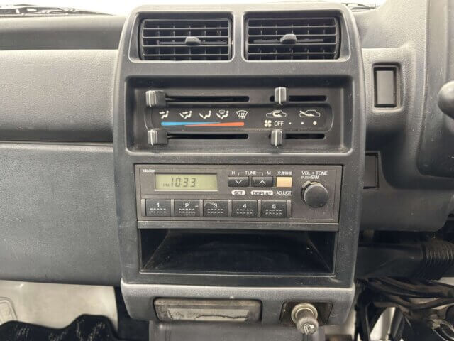 1992 MITSUBISHI MINICAB TRUCK