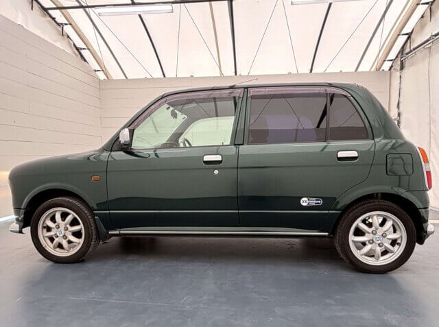 2001 DAIHATSU MIRA GINO