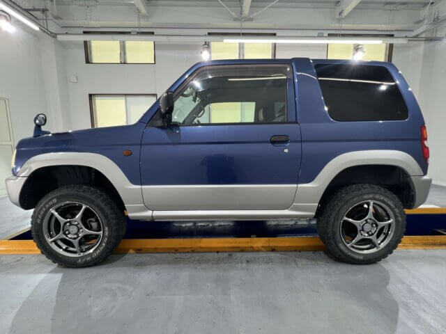 1999 MITSUBISHI PAJERO MINI
