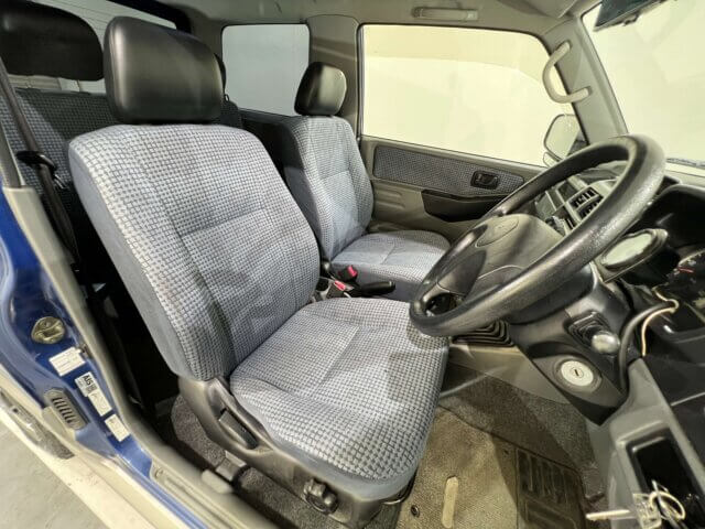 1999 MITSUBISHI PAJERO MINI
