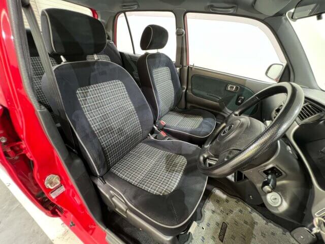 2000 DAIHATSU MIRA GINO