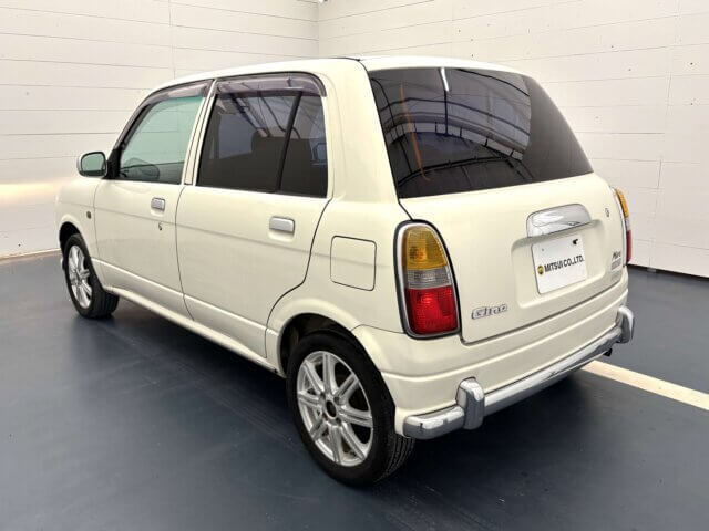 2000 DAIHATSU MIRA GINO