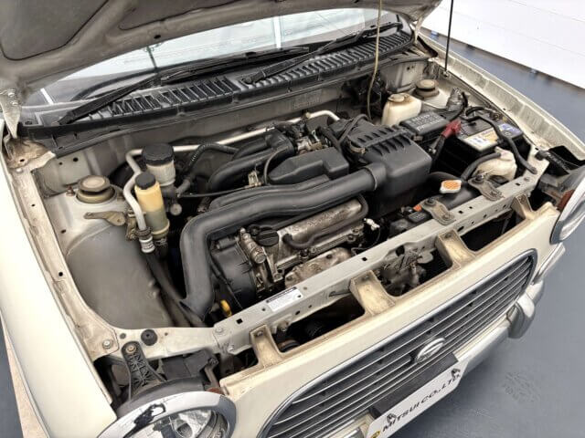 2000 DAIHATSU MIRA GINO