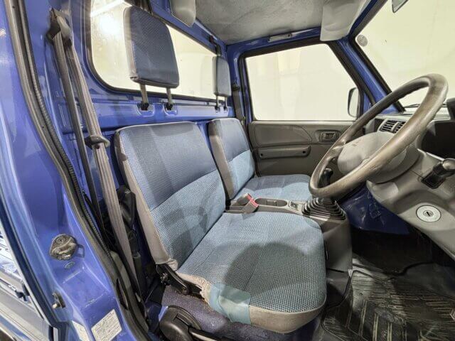 1999 MITSUBISHI MINICAB TRUCK
